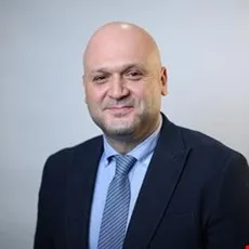 Prof. Dr. Devrim Tarakcı – Kurucu